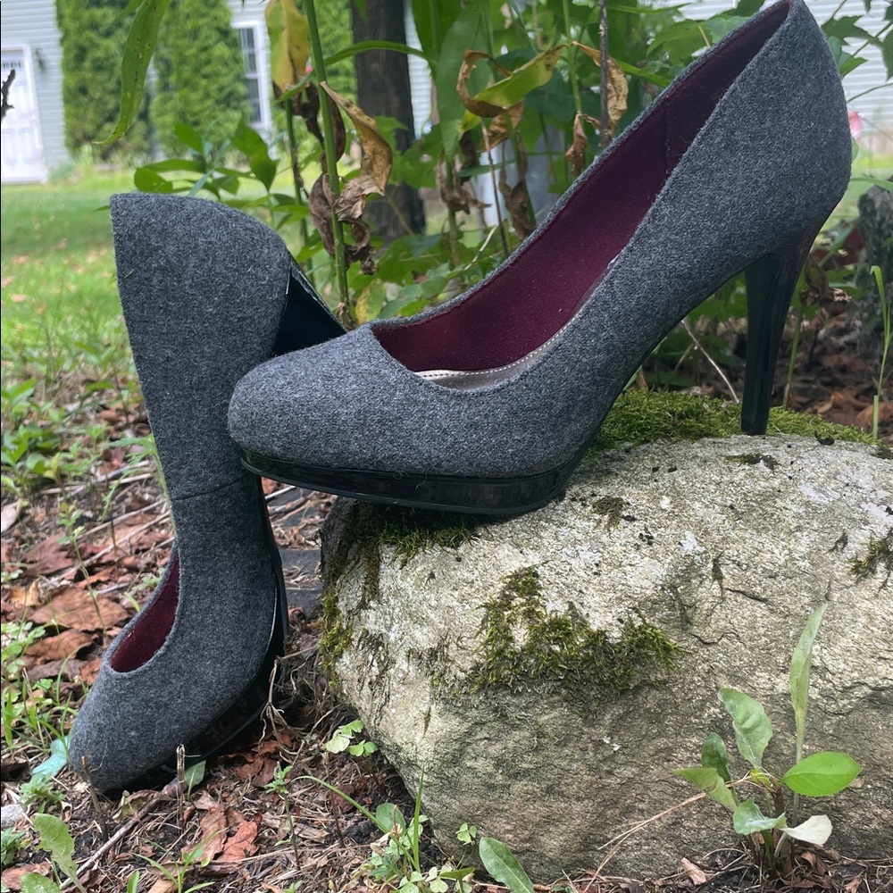 Christian Siriano Charcoal  Wool Heels With Patent Leather heels and platformNWT